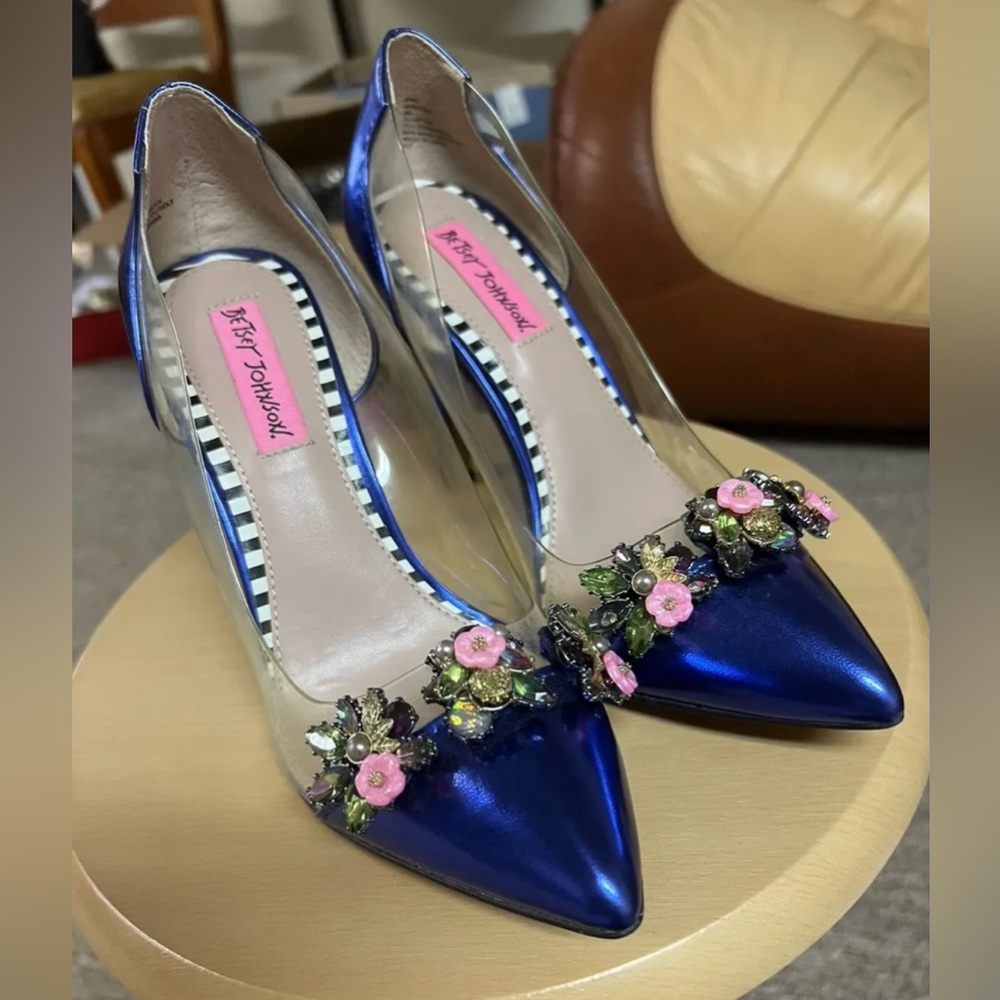 BETSEY JOHNSON WOMEN SHOES